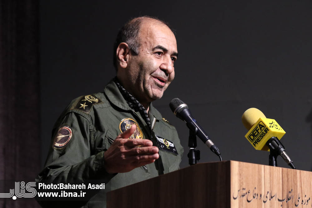 نیروی هوایی ارتش، در بزنگاهها امنیت را به ارمغان آوردند / آخرین ماموریت یک سرباز، نوشتن خاطراتش است