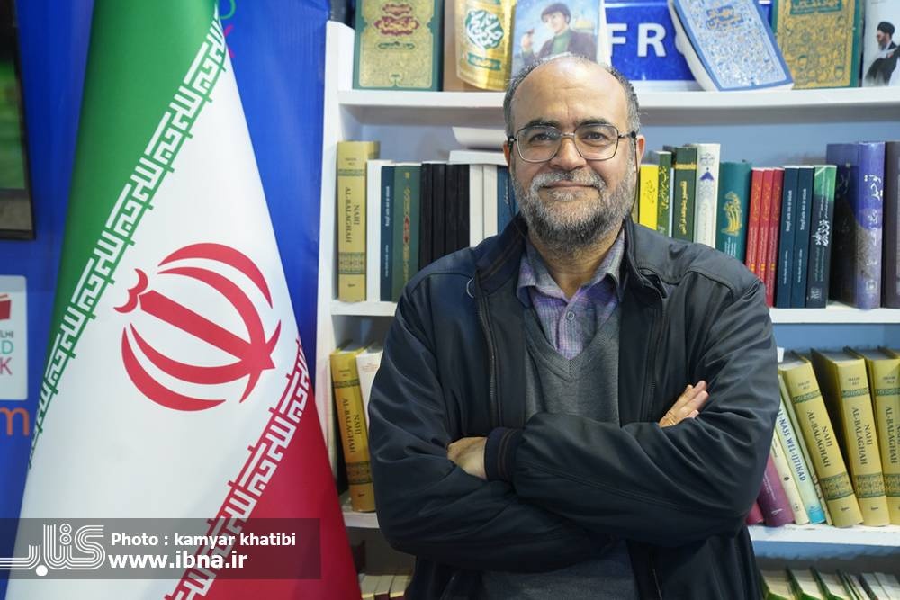بازار کتاب هند برای ناشران ایرانی یک فرصت است/ کتاب در هند متعادلتر از ایران قیمتگذاری میشود