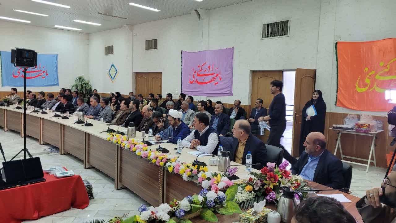 تجلیل از ۱۵ شاعر برگزیده جشنواره ملی شعر مهدوی اقوام در کهگیلویه و بویراحمد