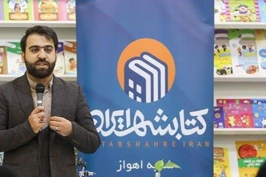 حلقه‌های نویسندگی  آینده ادبیات خوزستان را شکل می‌دهند