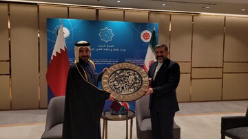 وزیر فرهنگ با همتای قطری خود دیدار کرد