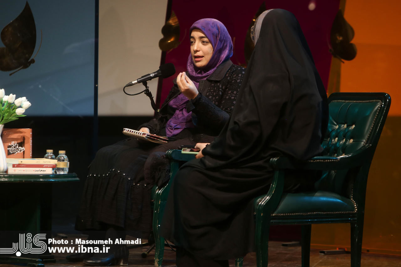 روایت زنانه، روایتی علیه استعمار و سلطه است