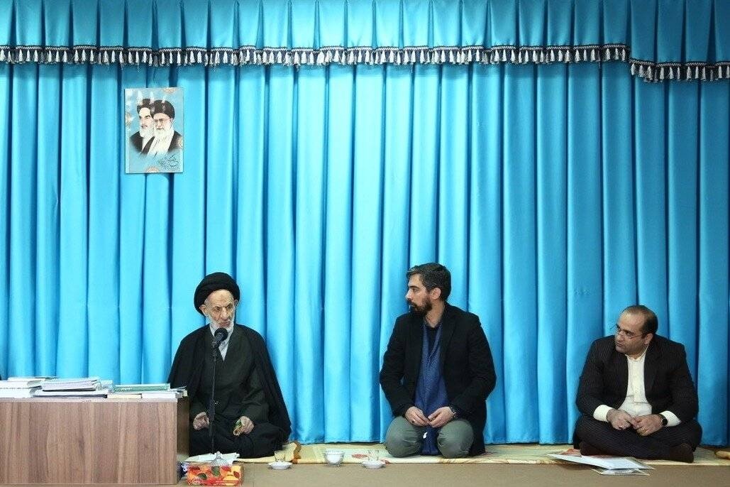 افتتاح اولین کتابخانه تمام الکترونیک در تهران