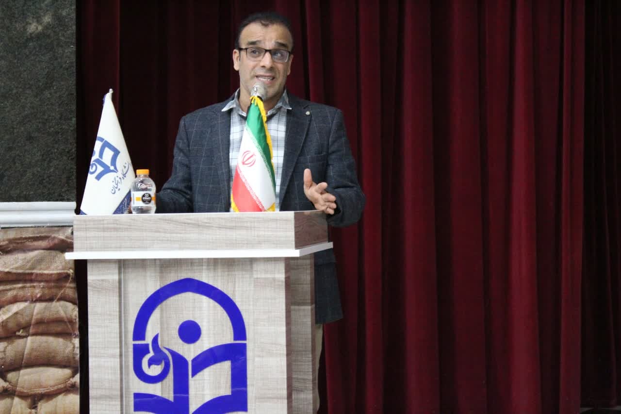 بیبیفطوم بلادی شاعری زبردست بود/ شعر و ادبیات در خانواده آیتالله بلادی جایگاه وراثتی دارد