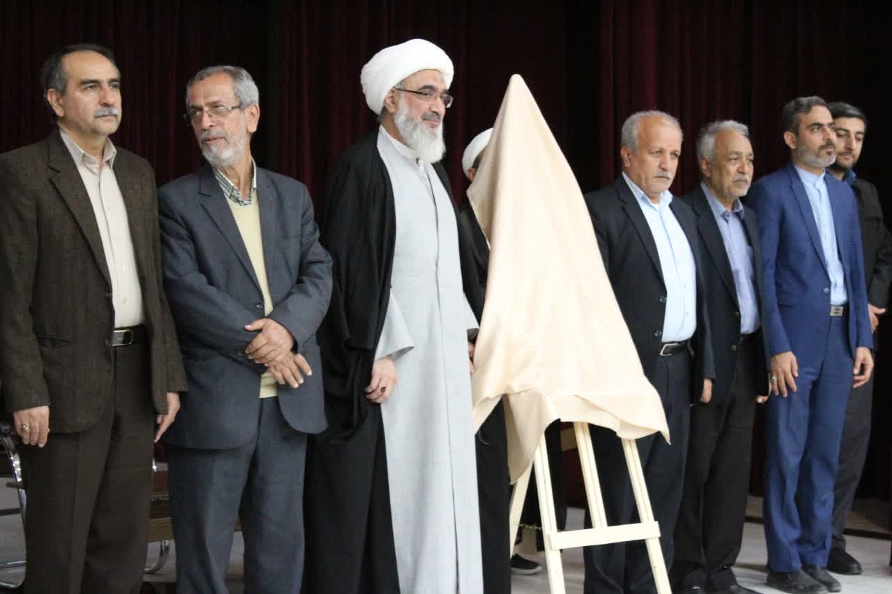 بیبیفطوم بلادی شاعری زبردست بود/ شعر و ادبیات در خانواده آیتالله بلادی جایگاه وراثتی دارد