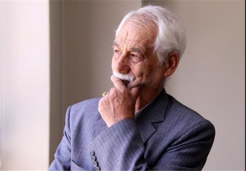 یاد آنها که در آثارشان قدم میزنند