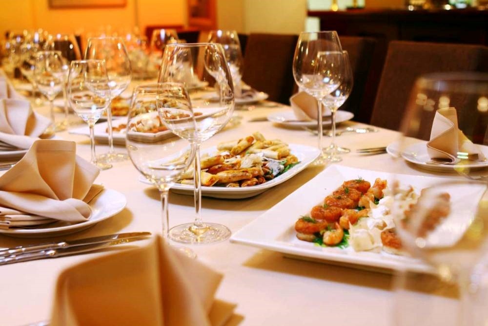 آشنایی با بهترین رستوران هتل های تهران برای صرف یک وعده غذای لذیذ