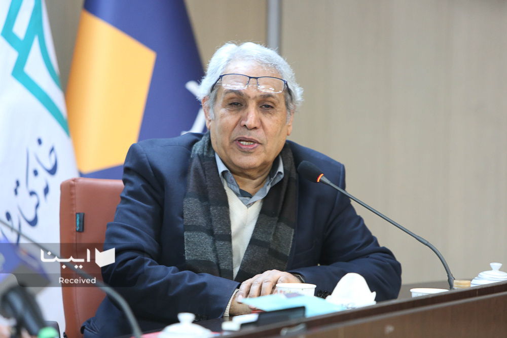 توجه به ادبیات کلاسیک باید یکی از برنامههای آموزش و پرورش باشد