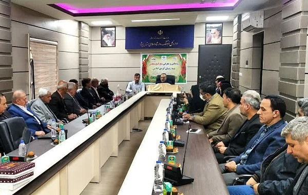 کتاب پنج گنج نظامی به زبان کردی ایلامی رونمایی شد