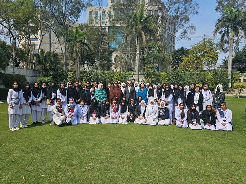 گردهمایی دانشجویان زبان فارسی دانشکده بانوان گلبرگ در لاهور