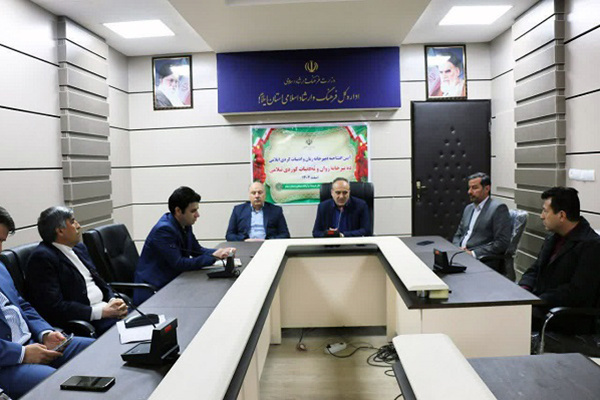 دبیرخانه زبان و ادبیات کُردی ایلامی افتتاح شد