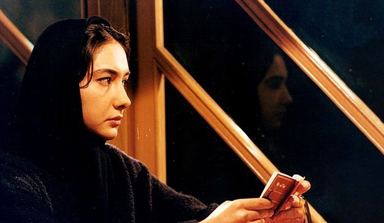 بیشتر صحنههای رمان «شبهای روشن» با رجوع به خاطرات خودمان بازنویسی شد