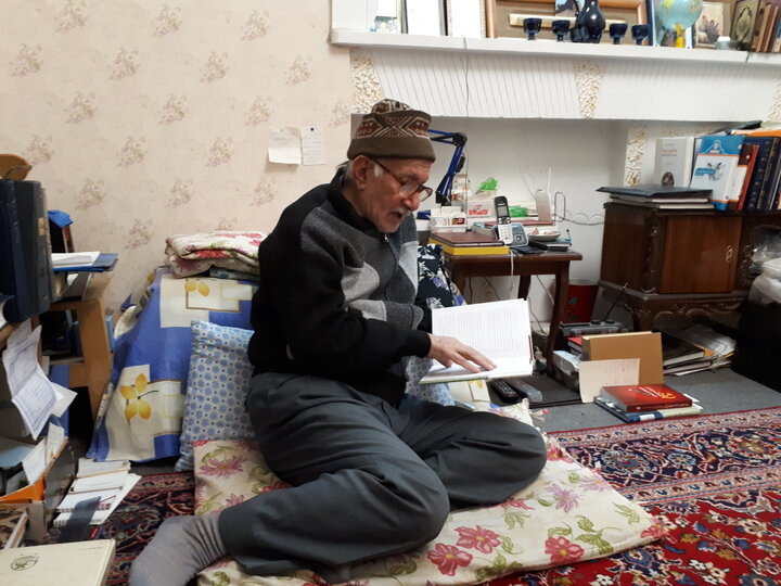 وقتی خانه و کتابخانه وقف میشود