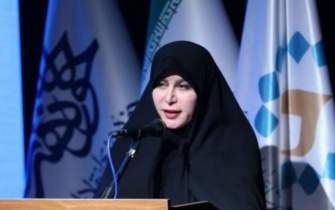 رهبری جریانساز حرکتهای شعری در کشور هستند