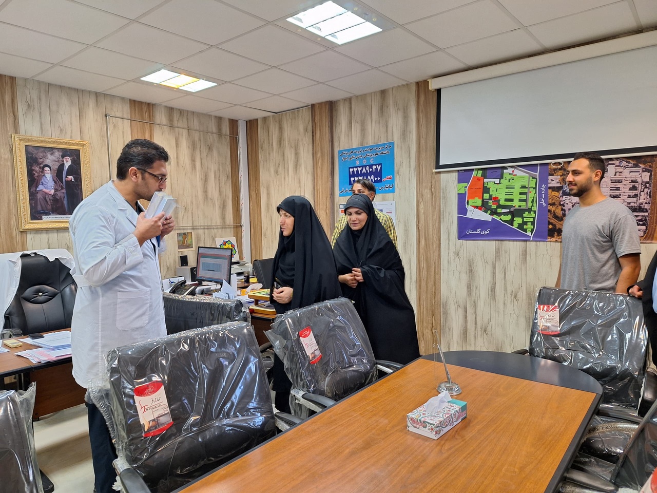 کتاب همنشین کودکان بیمار بیمارستان گلستان اهواز شد