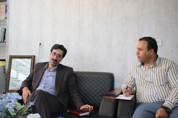 طرح «کولهپشتی کتاب» در مناطق عشایری و کمتربرخوردار چهارمحال و بختیاری اجرا میشود