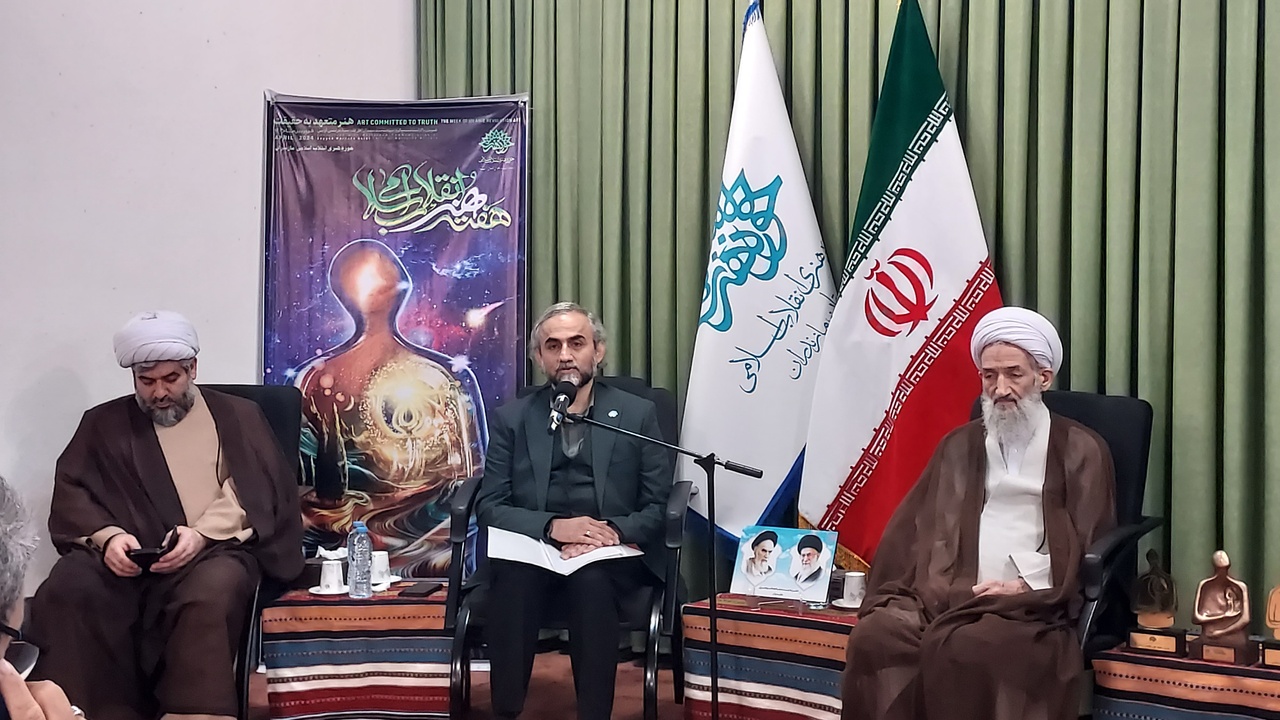 قرآن در اوج فصاحت و بلاغت، کتابی هنری است