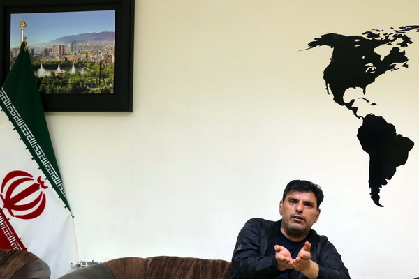 جمهوری اسلامی؛ عصر شکوفایی ادبیات اقوام/ «علی شیر نوایی» منادی وحدت ترکی و فارسی است