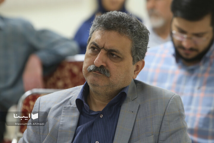 بیچاره دانش، بیچاره دانشگاه