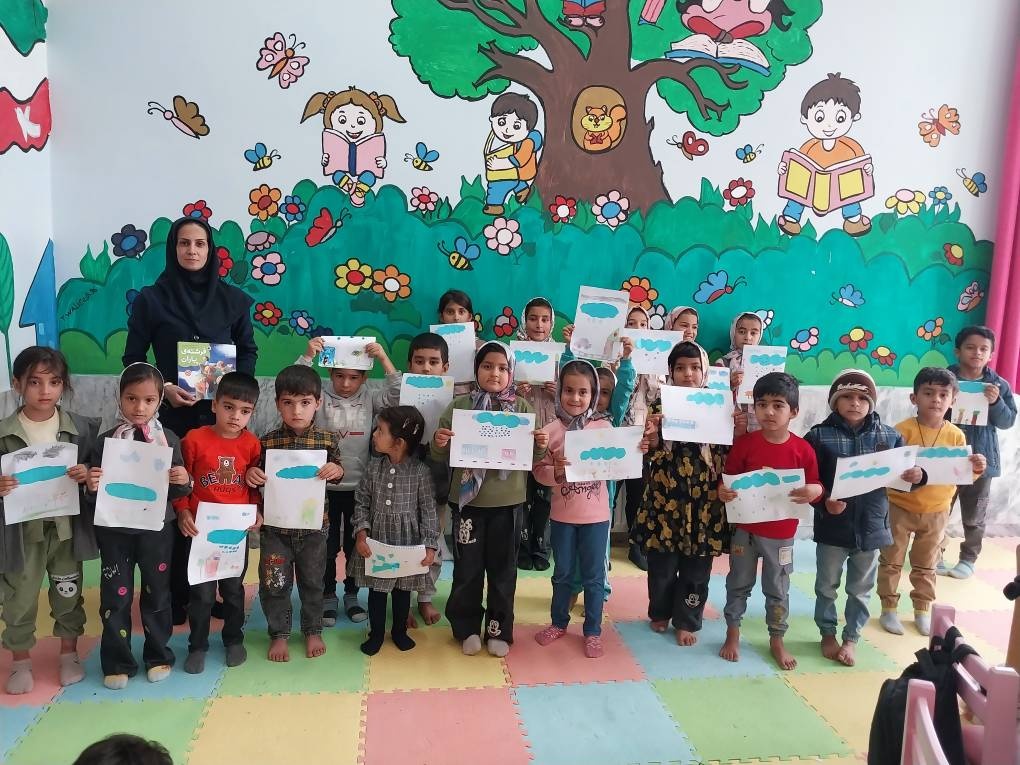 رونمایی کتاب در «زبرخان» / قصهگویی و جمعخوانی در «گناباد»