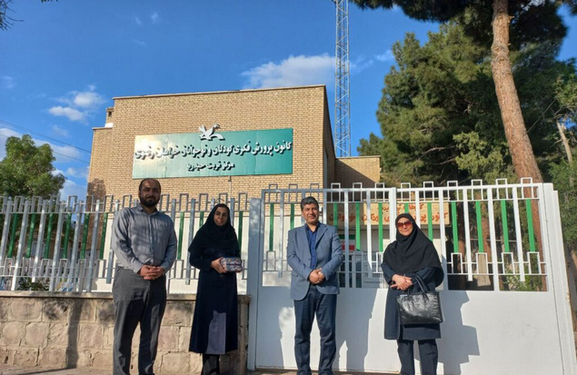 رونمایی کتاب در «زبرخان» / قصهگویی و جمعخوانی در «گناباد»