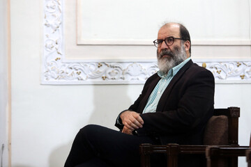 نقد امروز به کتاب فردا نمی‌رسد