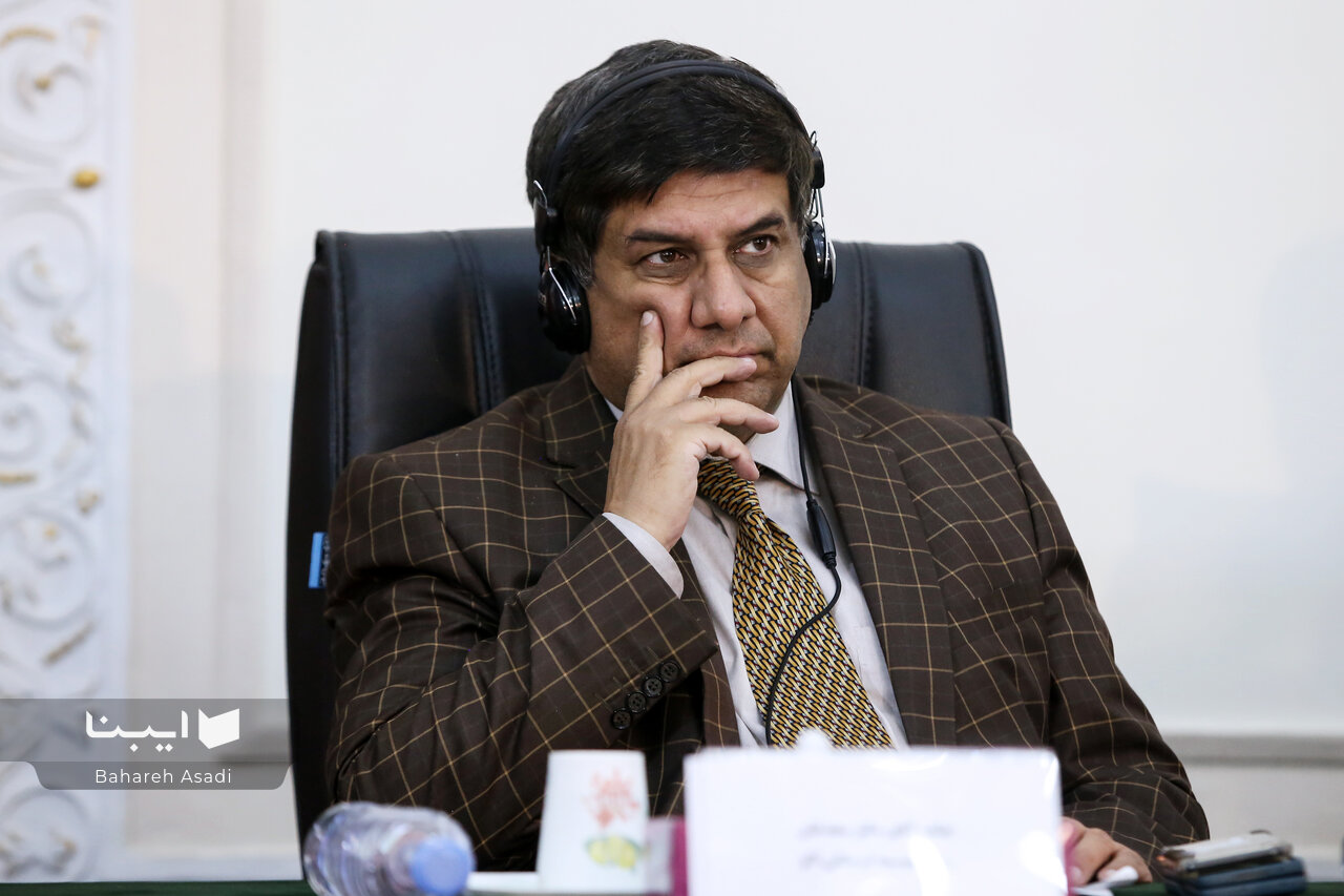 فردوسی منادی عزت و شاهنامه گواهی صادق بر عظمت ایران است