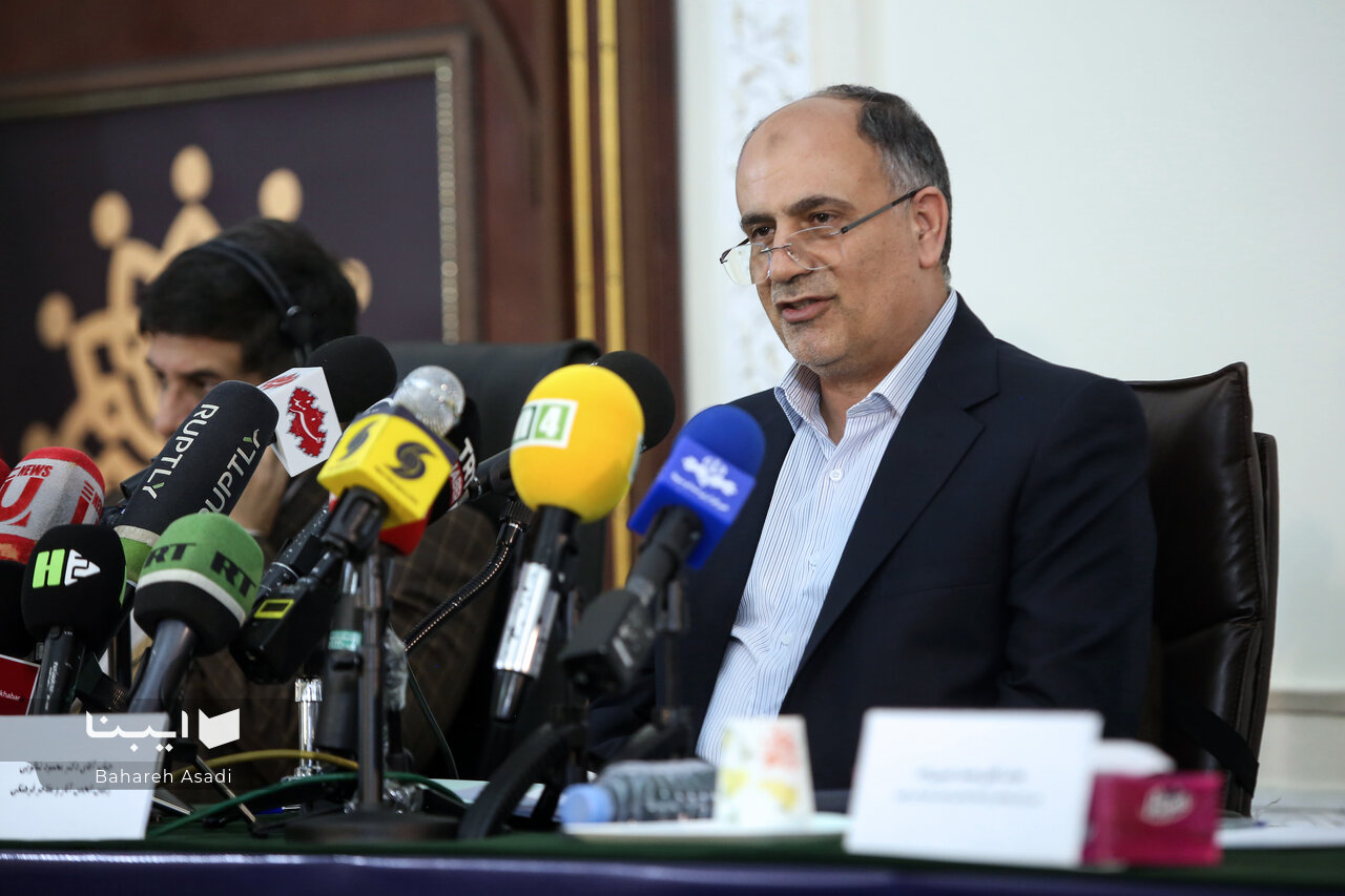 فردوسی منادی عزت و شاهنامه گواهی صادق بر عظمت ایران است