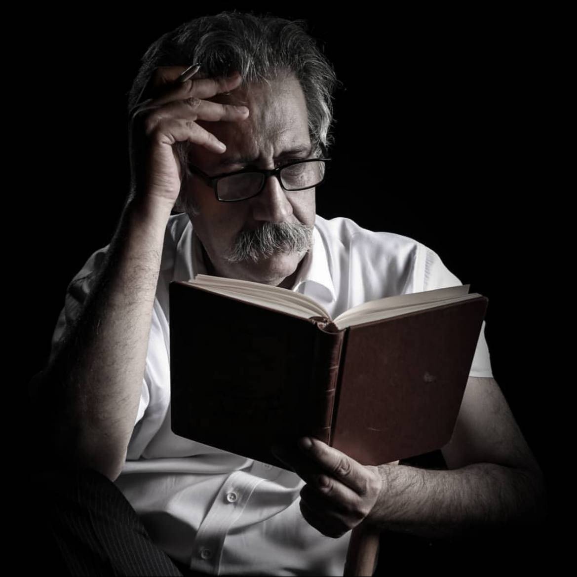 سفر گزید باز از این کوچه همنفسی/ افکار، رمان جدید علومی را منتشر میکند
