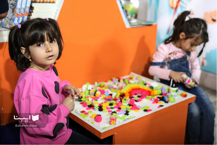 جنگ با شهاب‌سنگ، احساسات منفی با ستاره‌های آگاهی