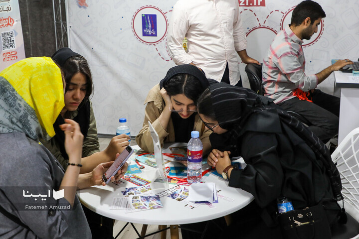 بخش کودک و نوجوان در سی‌وپنجمین نمایشگاه کتاب تهران -4