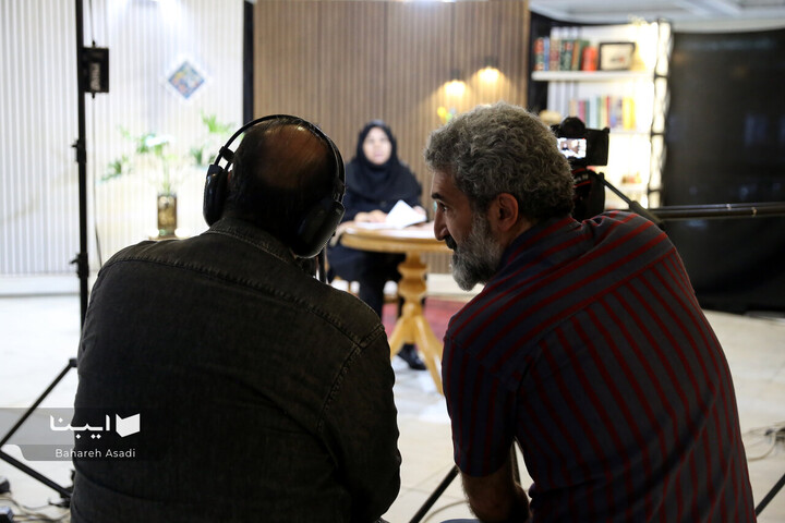 حضور عکاسان و فیلمبرداران در نمایشگاه کتاب تهران