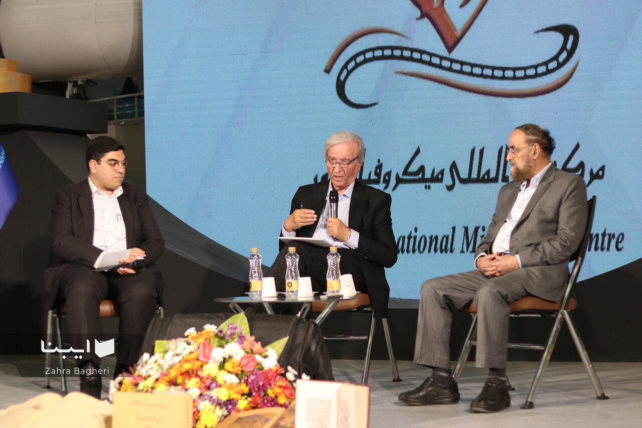 خواجهپیری در طول ۴۰ سال دغدغهای جز حفظ آثار دیرینه نداشت/ شجرهنامههایی به طول ۷ کیلومتر!