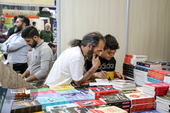 نهمین روز نمایشگاه کتاب تهران-1