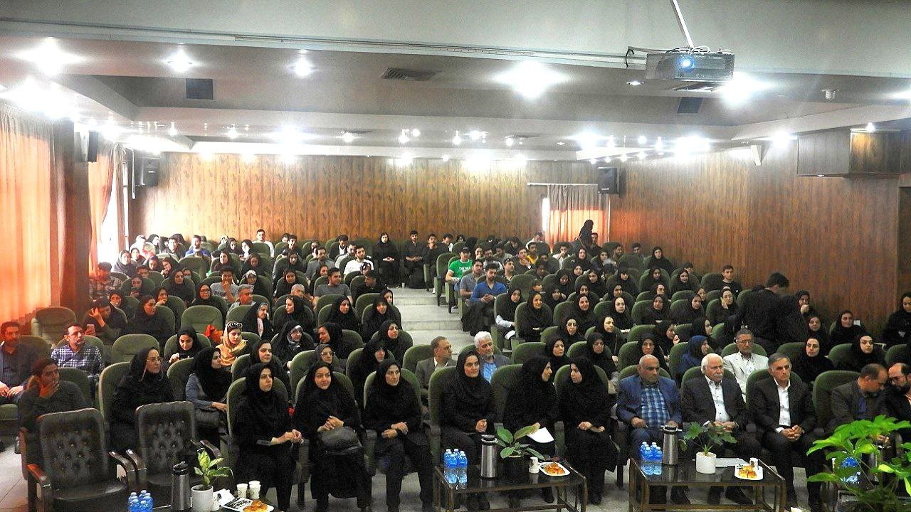 سالن اجتماعات دانشگاه آزاد مشهد به نام استاد رضا اشرفزاده مزین شد