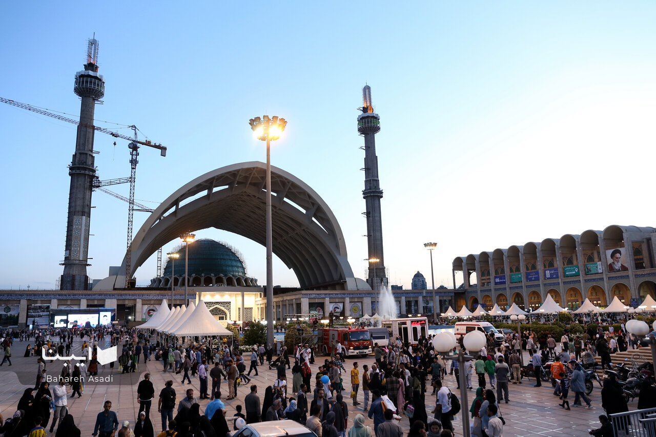 پرفروشترینهای استانی در نمایشگاه کتاب ۱۴۰۳ تهران چه بود؟/ رباتها در نمایشگاه کتاب