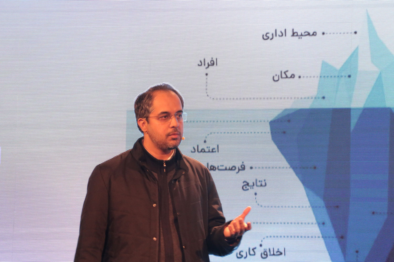 قیمت پشت جلد کتابها از کجا میآید؟