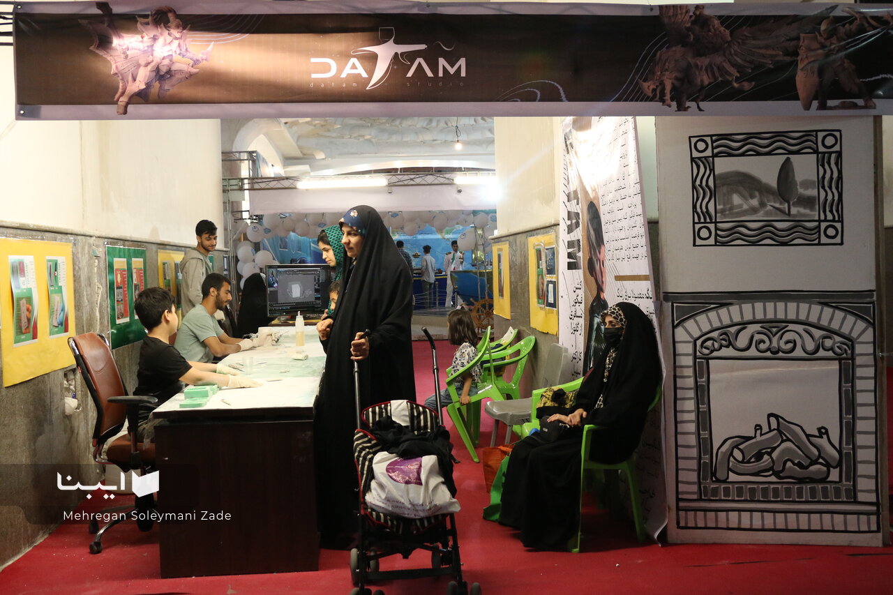 کتاب میخوانیم و تندیس میسازیم/ زنده نگهداشتن یاد مردم فلسطین با تندیسهایی که بچهها میسازند