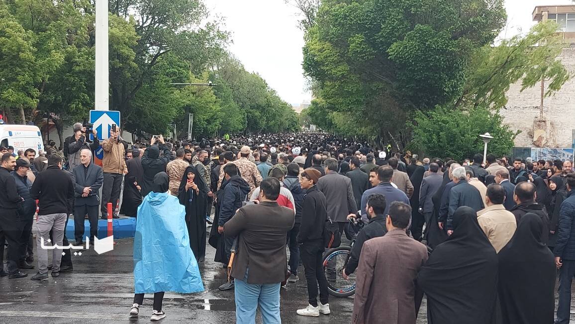 تشییع پیکر رئیس جمهور و همراهان در تبریز+ فیلم و عکس