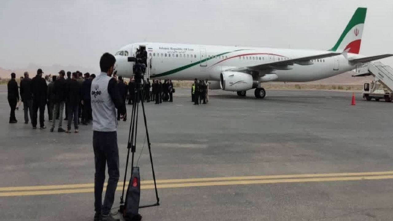 تشییع تاریخی پیکر رئیس جمهور شهید و همراهانش در بیرجند/ شکوه قدردانی مردم از خادم خستگی ناپذیر