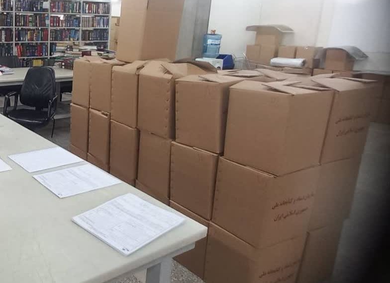 بیش از ۶ هزار جلد کتاب پرمخاطب به کتابخانه‌های عمومی لرستان اهدا شد
