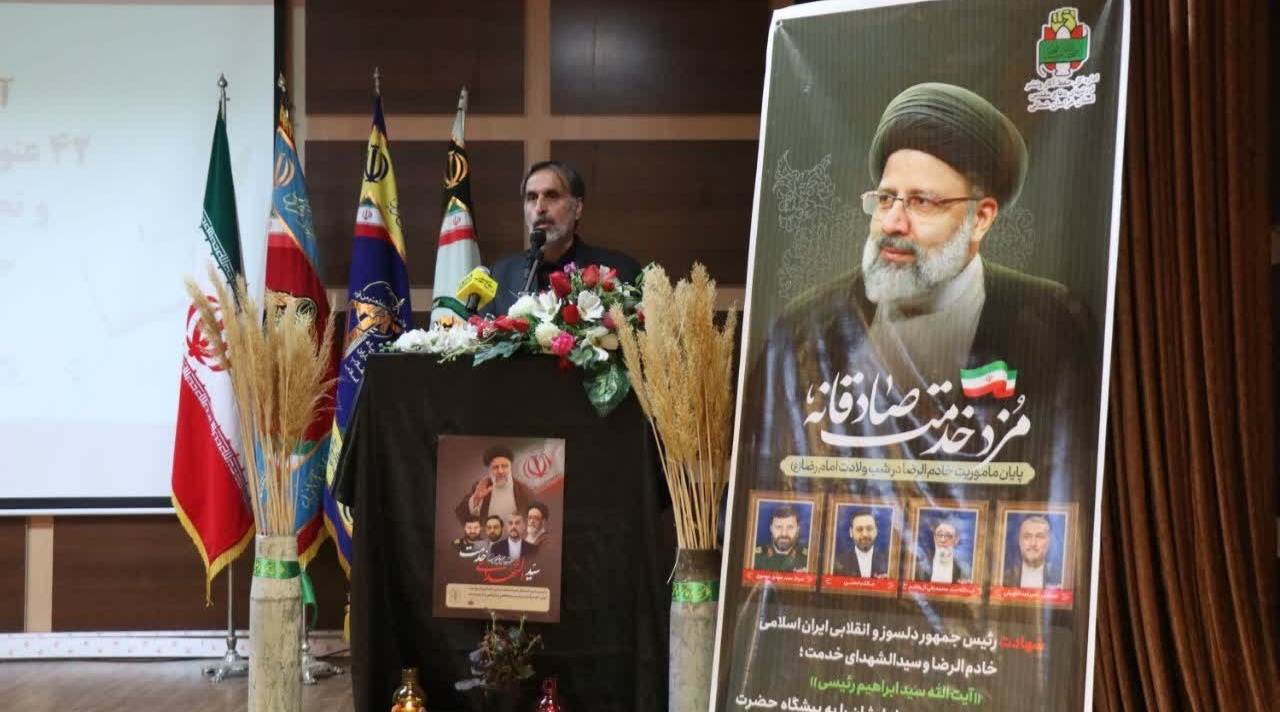 ۴۲ عنوان کتاب در حوزه دفاع مقدس و فرهنگ شهادت رونمایی شد