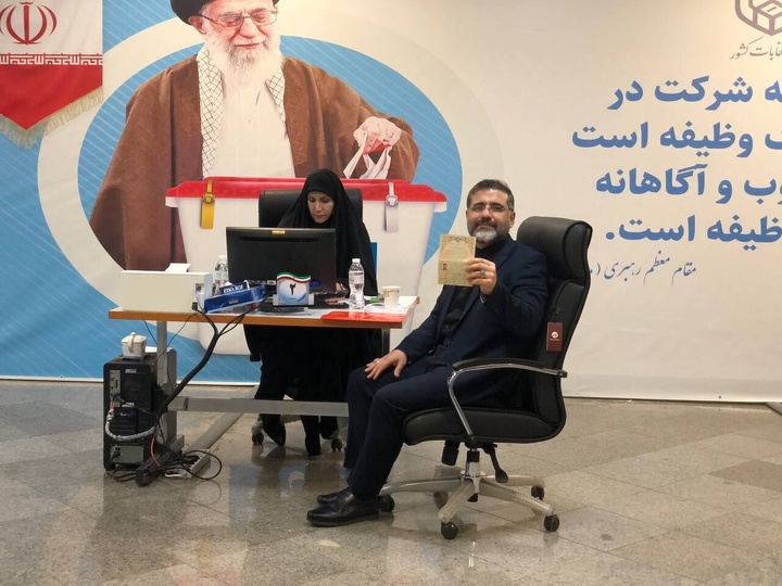 محمدمهدی اسماعیلی در انتخابات ریاست جمهوری ثبت‌نام کرد