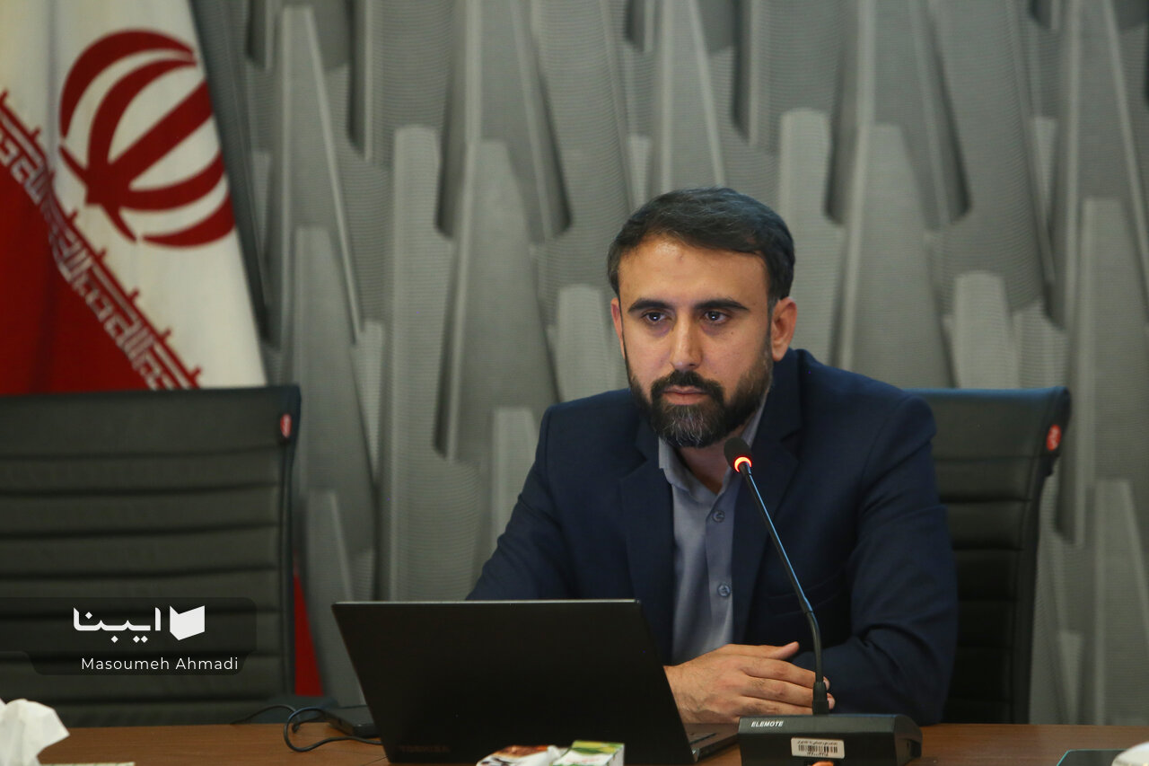 شهید رئیسی خدمت را از طریق عمل نشان داد نه رتوریک!