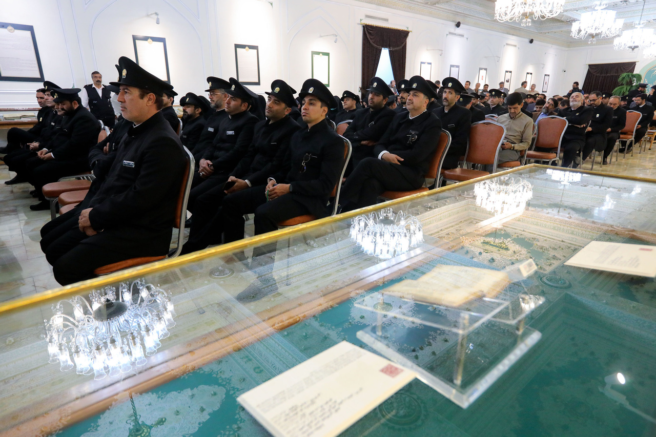 رونمایی از اسناد ۴۰۰ ساله «عودسوزی» در حرم مطهر رضوی + تصاویر