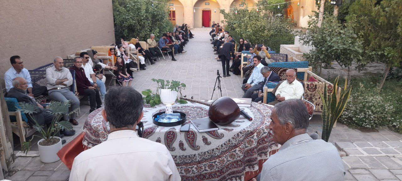 دومین جلسه انجمن شاهنامهخوانی مهر برگزار شد