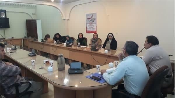 خوانش کتاب در تربتحیدریه / تقدیر از معلمان فعال حوزه کتاب طرقبه و شاندیز