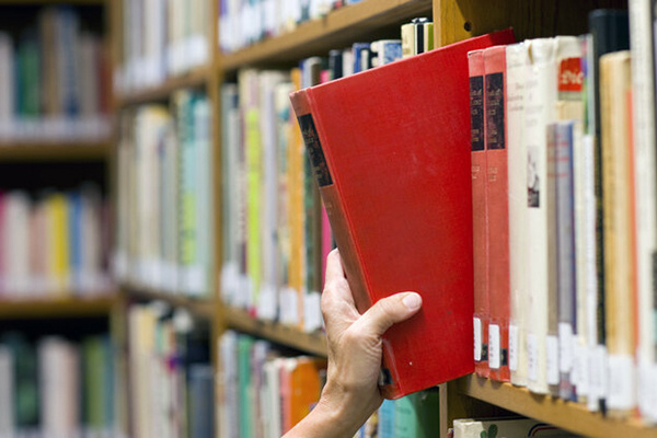 هزینههای بالای چاپ کتاب کودکان/ دولت از ناشران حوزه کودک بیشتر حمایت کند