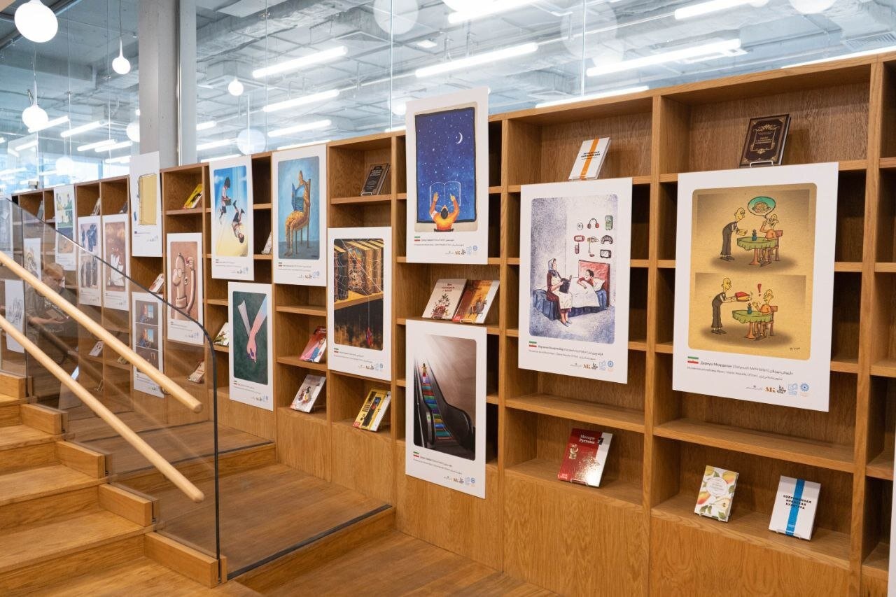 نمایشگاه آثار دوسالانه «کارتون کتاب» در کتابخانه ملی  تاتارستان افتتاح شد