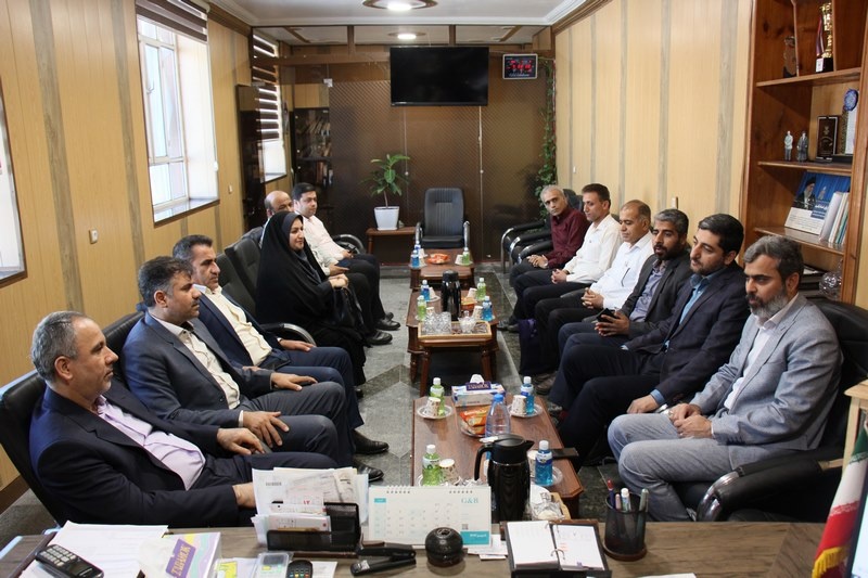 نقش موثر کتاب در کاهش آسیبهای اجتماعی/ پای مسابقه کتاب به زندان باز شد